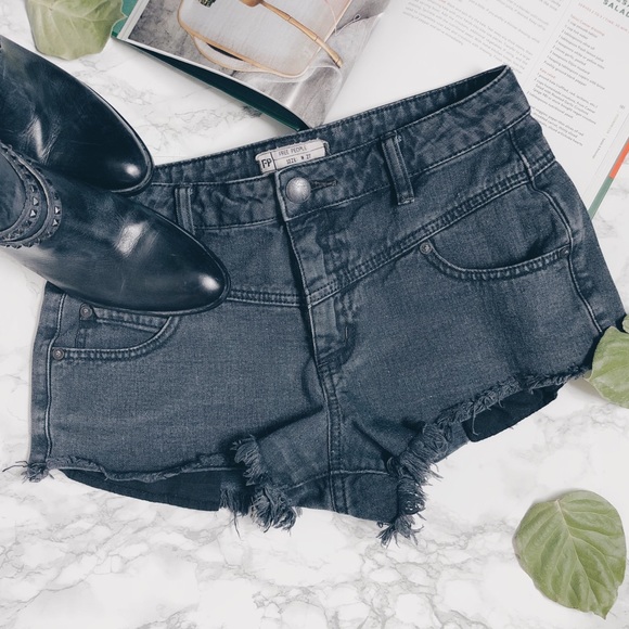 Free People Pants - Free People mid-rise shorts // gray denim
